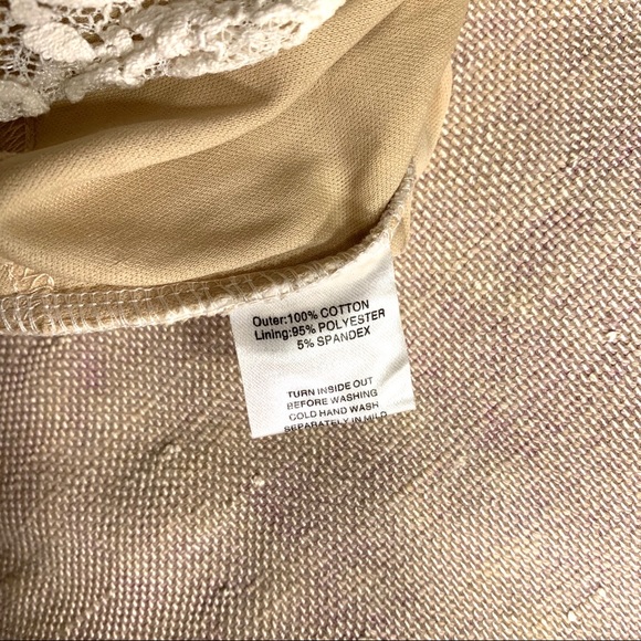 SOLD 🛑 Sabo Skirt | Lace Scoop Back Crop Top - Picture 7 of 7